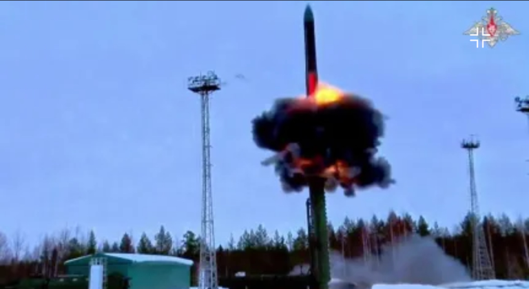Ucrânia acusa Rússia de lançar míssil balístico intercontinental durante ataque ucrania-acusa-russia-de-lancar-missil-balistico-intercontinental-durante-ataque