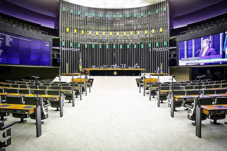 Deputados têm escala 3×4? Saiba como funciona o modelo de trabalho na Câmara deputados-tem-escala-3×4?-saiba-como-funciona-o-modelo-de-trabalho-na-camara