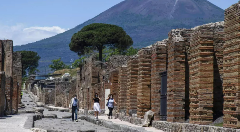 Contra turismo em massa, Pompeia estabelece limite de visitantes por dia contra-turismo-em-massa,-pompeia-estabelece-limite-de-visitantes-por-dia