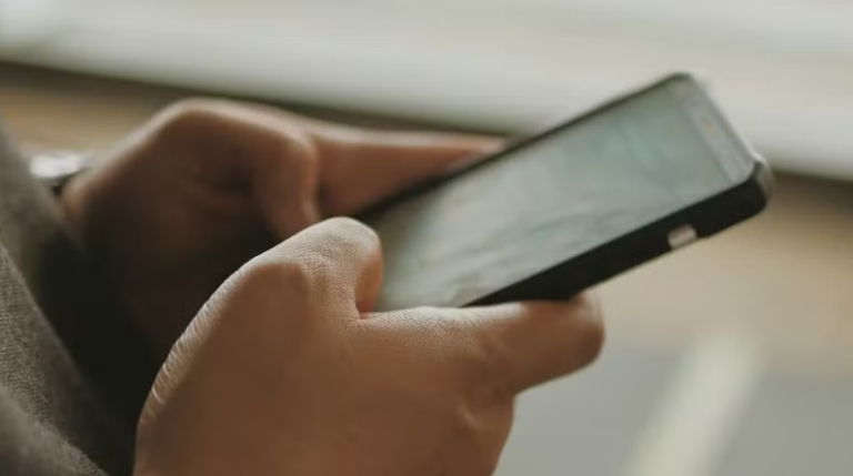 Garantia de celular: qual é o prazo, o que cobre e como ela pode ser acionada garantia-de-celular:-qual-e-o-prazo,-o-que-cobre-e-como-ela-pode-ser-acionada