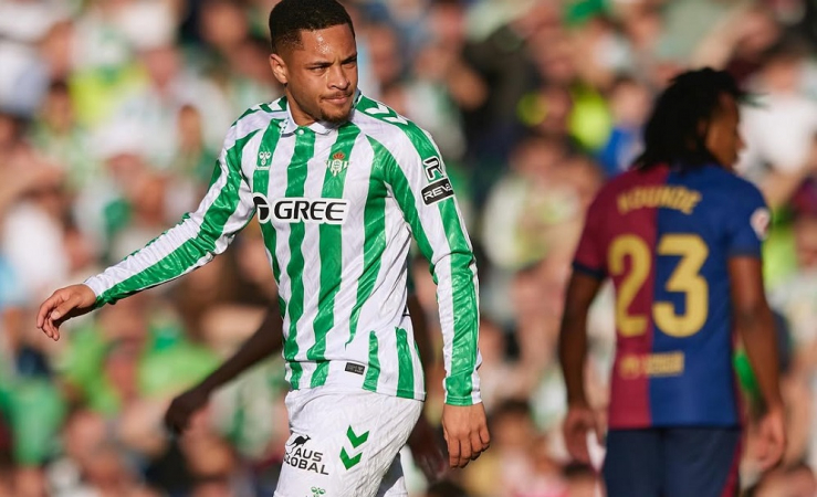 Vitor Roque reflete sobre passagem turbulenta pelo Barcelona e revela inspiração em ídolo do rival vitor-roque-reflete-sobre-passagem-turbulenta-pelo-barcelona-e-revela-inspiracao-em-idolo-do-rival