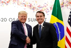 Donald Trump convida Jair Bolsonaro para ir à posse em Washington donald-trump-convida-jair-bolsonaro-para-ir-a-posse-em-washington