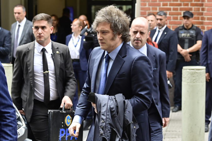 Milei defende Elon Musk durante discurso de comemoração da libertação de Auschwitz milei-defende-elon-musk-durante-discurso-de-comemoracao-da-libertacao-de-auschwitz