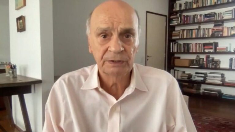 drauzio-varella-testa-diagnosticos-medicos-sugeridos-por-chatgpt-e-deepseek