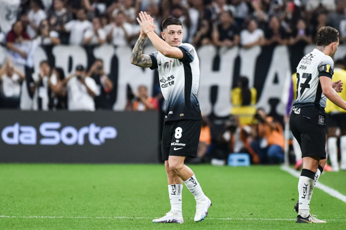 Garro não esconde descontentamento com novo número mas adota discurso coletivo garro-nao-esconde-descontentamento-com-novo-numero-mas-adota-discurso-coletivo