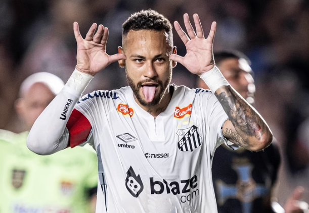 VÍDEO: Torcida provoca Neymar, que dá assistência e faz gol na sequência video:-torcida-provoca-neymar,-que-da-assistencia-e-faz-gol-na-sequencia