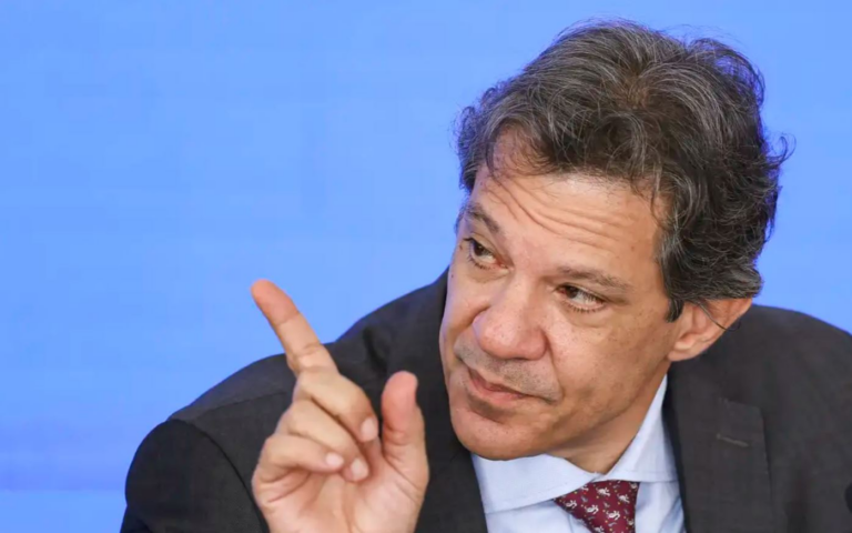 46,4%-dos-deputados-acham-atuacao-de-haddad-ruim-ou-pessima