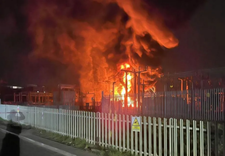 incendio-paralisa-aeroporto-de-londres-e-afeta-voos-no-mundo-inteiro