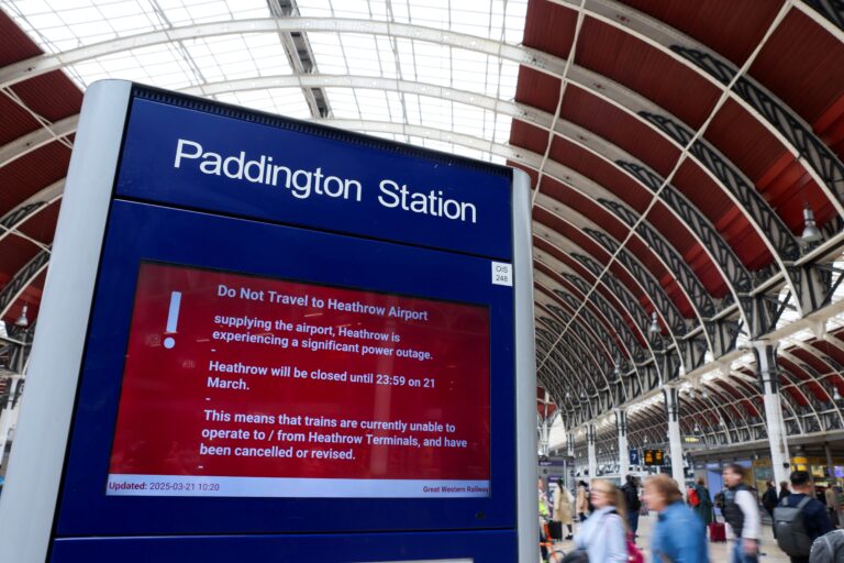 Voo cancelado após paralisação de Heathrow: quais os direitos dos passageiros? voo-cancelado-apos-paralisacao-de-heathrow:-quais-os-direitos-dos-passageiros?