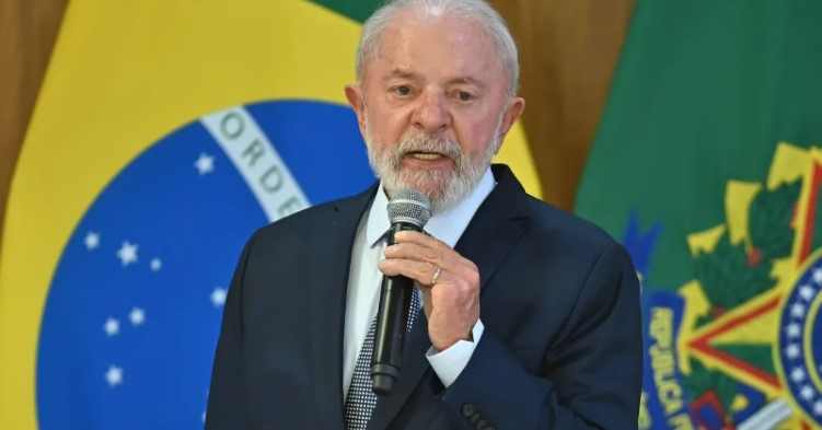 A aliados, Lula diz que Trump quer fazer “apartheid americano” com tarifaço a-aliados,-lula-diz-que-trump-quer-fazer-“apartheid-americano”-com-tarifaco