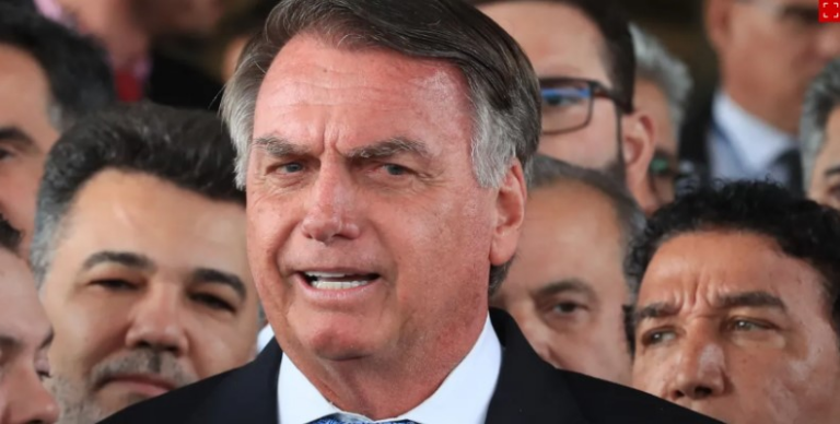 Bolsonaro e Hugo Motta se encontram em Brasília para discutir anistia bolsonaro-e-hugo-motta-se-encontram-em-brasilia-para-discutir-anistia