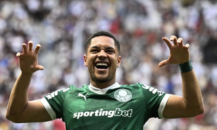Vitor Roque desencanta após 12 jogos, e Palmeiras vence Vasco por 1 a 0 vitor-roque-desencanta-apos-12-jogos,-e-palmeiras-vence-vasco-por-1-a-0
