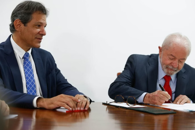 Decreto tira IOF fixo do risco sacado e deixa cobrança diária decreto-tira-iof-fixo-do-risco-sacado-e-deixa-cobranca-diaria