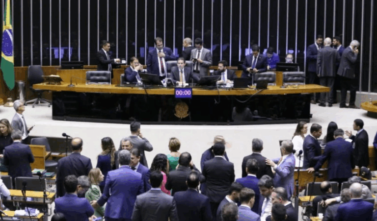 Câmara acerta votar urgência contra IOF e deve ter mais de 300 votos camara-acerta-votar-urgencia-contra-iof-e-deve-ter-mais-de-300-votos