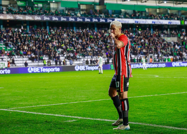 São Paulo faz jogo ruim e é salvo por Ferreirinha e Luciano para vencer Juventude pelo Brasileirão sao-paulo-faz-jogo-ruim-e-e-salvo-por-ferreirinha-e-luciano-para-vencer-juventude-pelo-brasileirao