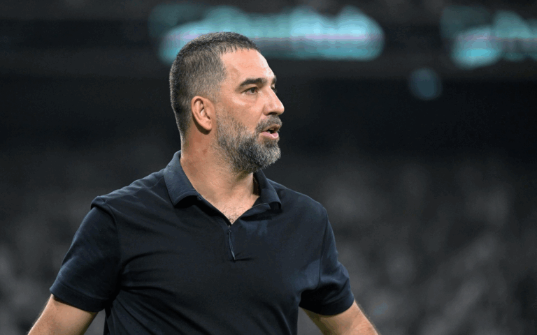 Arda Turan enaltece vitória do Shakhtar sobre o Besiktas na Europa League: ‘Jogar aqui não é fácil’ arda-turan-enaltece-vitoria-do-shakhtar-sobre-o-besiktas-na-europa-league:-‘jogar-aqui-nao-e-facil’