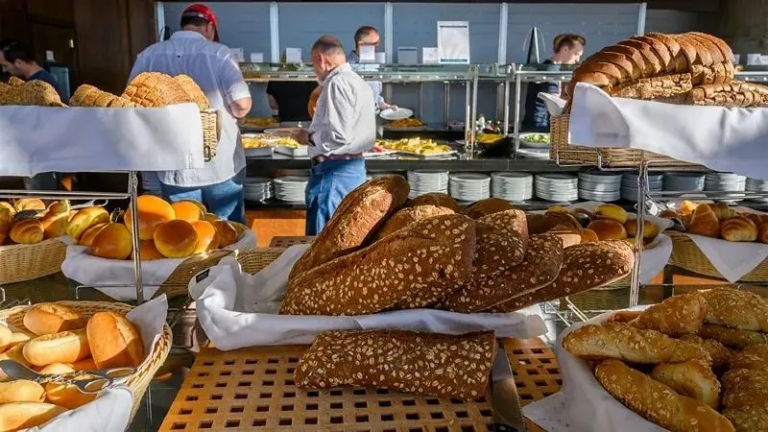 esta-na-hora-de-acabar-com-o-buffet-de-cafe-da-manha-de-hotel?
