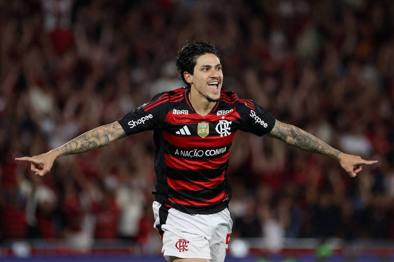 Flamengo faz 8 a 0 no Vitória e aplica maior goleada no Brasileiro de pontos corridos flamengo-faz-8-a-0-no-vitoria-e-aplica-maior-goleada-no-brasileiro-de-pontos-corridos