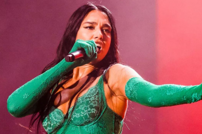Dua Lipa rompe com agente acusado de assinar carta contra banda pró-Palestina dua-lipa-rompe-com-agente-acusado-de-assinar-carta-contra-banda-pro-palestina