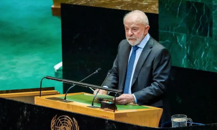 Lula e Trump devem conversar por telefone ou videochamada, diz ministro lula-e-trump-devem-conversar-por-telefone-ou-videochamada,-diz-ministro