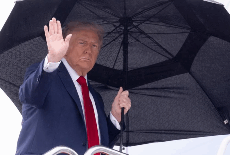 Trump vai ao Oriente Médio para cúpula da paz e diz que a guerra em Gaza ‘acabou’ trump-vai-ao-oriente-medio-para-cupula-da-paz-e-diz-que-a-guerra-em-gaza-‘acabou’