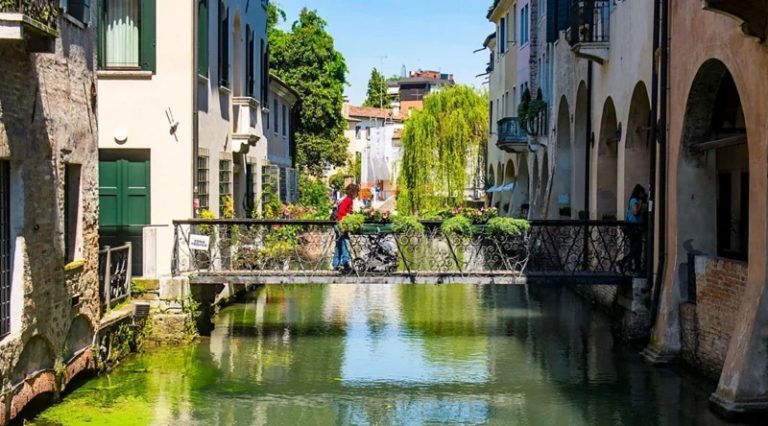 A revolução discreta da cidade italiana que virou alternativa ao turismo excessivo de Veneza a-revolucao-discreta-da-cidade-italiana-que-virou-alternativa-ao-turismo-excessivo-de-veneza