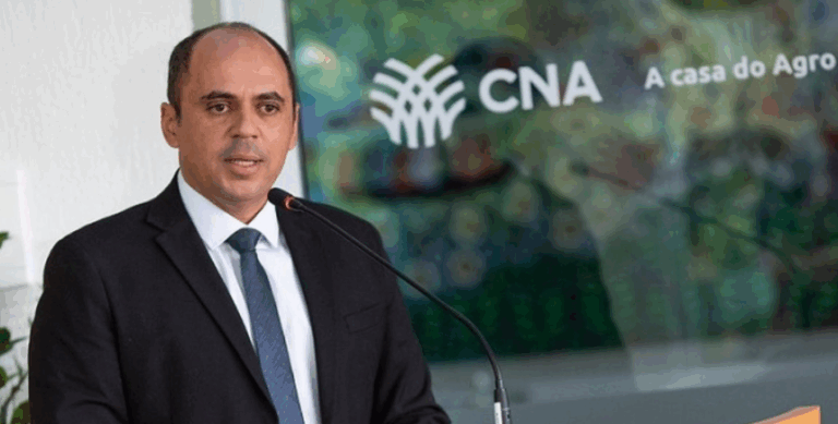 Secretário da Agricultura é acusado de receber R$ 1 milhão em propina do esquema no INSS secretario-da-agricultura-e-acusado-de-receber-r$-1-milhao-em-propina-do-esquema-no-inss