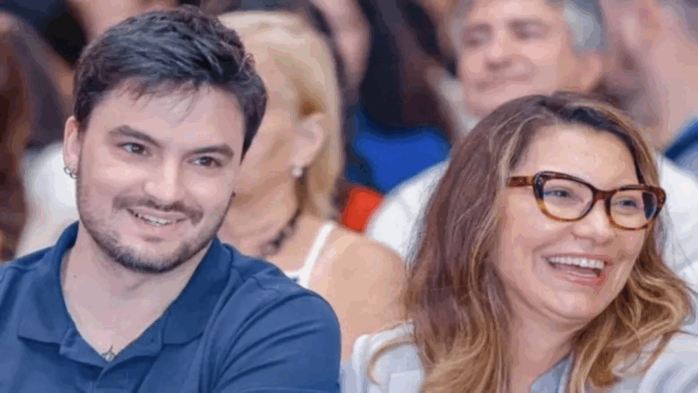 Lula distribui medalhas a Janja, Moraes e até Felipe Neto e chama isso de “serviços à educação” lula-distribui-medalhas-a-janja,-moraes-e-ate-felipe-neto-e-chama-isso-de-“servicos-a-educacao”