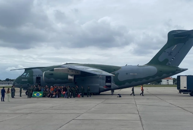 Governo desembolsa R$ 345 mil em voo da FAB que trouxe ex-primeira-dama condenada do Peru governo-desembolsa-r$-345-mil-em-voo-da-fab-que-trouxe-ex-primeira-dama-condenada-do-peru