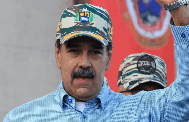 com-pressao-dos-eua-no-caribe,-maduro-reforca-lacos-com-china-e-russia