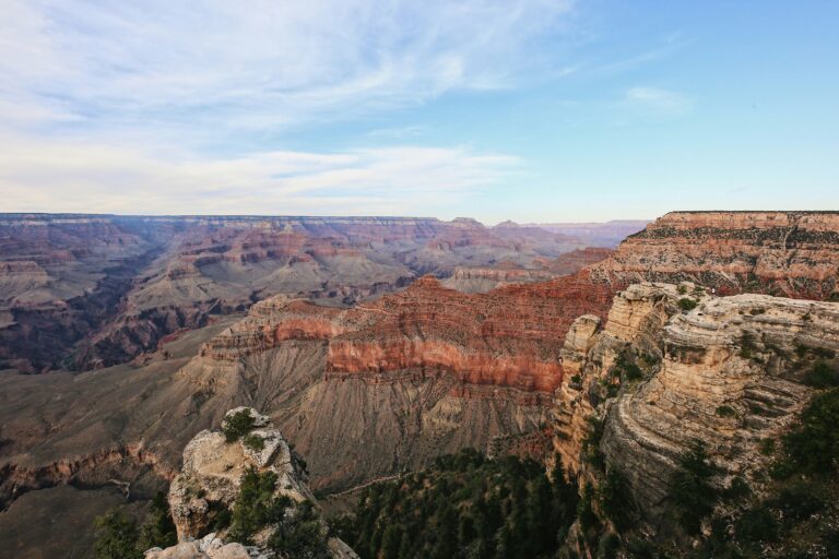 Estrangeiros pagarão taxa extra de US$ 100 no Grand Canyon e outros parques nacionais dos EUA estrangeiros-pagarao-taxa-extra-de-us$-100-no-grand-canyon-e-outros-parques-nacionais-dos-eua