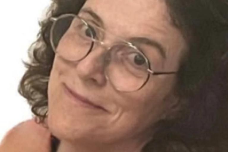 jornalista-que-xingou-filha-de-bolsonaro-e-condenada-a-detencao,-multa-e-indenizacao