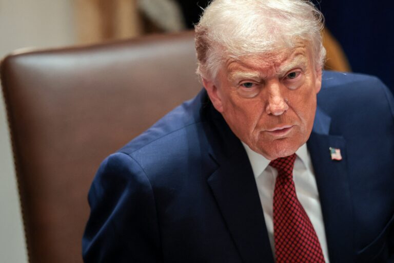 EUA querem exigir que turistas exponham histórico de redes sociais eua-querem-exigir-que-turistas-exponham-historico-de-redes-sociais