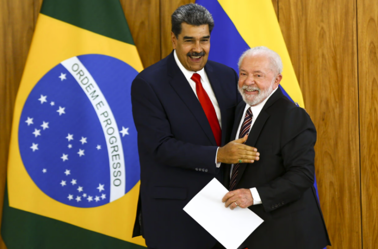 CALOTE: Dívida da Venezuela com o Brasil subiu mais de 300 milhões de dólares no governo Lula calote:-divida-da-venezuela-com-o-brasil-subiu-mais-de-300-milhoes-de-dolares-no-governo-lula