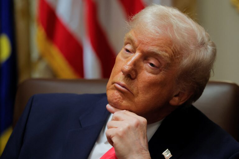 e-#fake-que-o-governo-trump-suspendeu-vistos-para-turistas-do-brasil