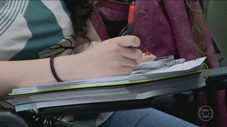 Fies do 1° semestre: inscrições começam em 3 de fevereiro fies-do-1°-semestre:-inscricoes-comecam-em-3-de-fevereiro